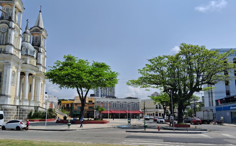 Catedral de São Sebastião e o centro histórico de Ilhéus, na Bahia